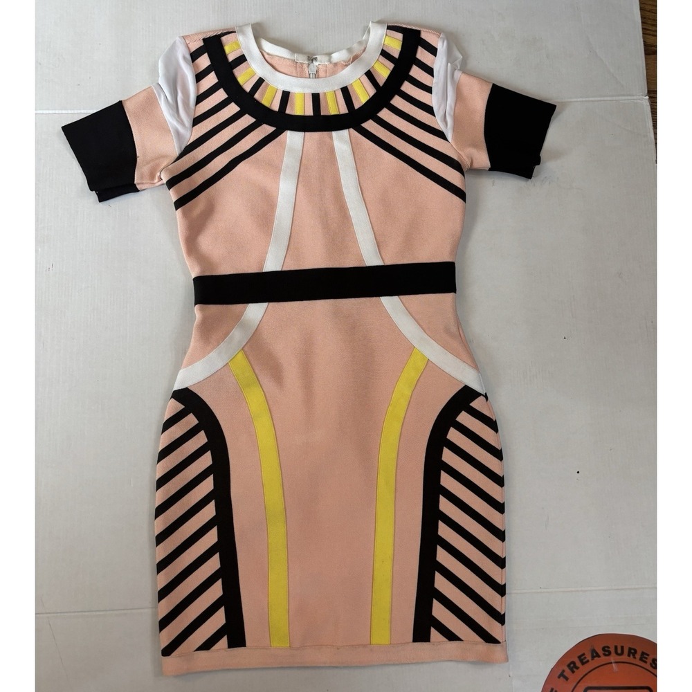 Celeb Boutique Geometric Sheath Dress Pink White Black Sz Medium Bandage
